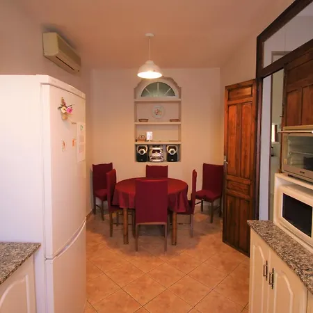 Apartamento Casaturis Maestro Gaztambide A101 *